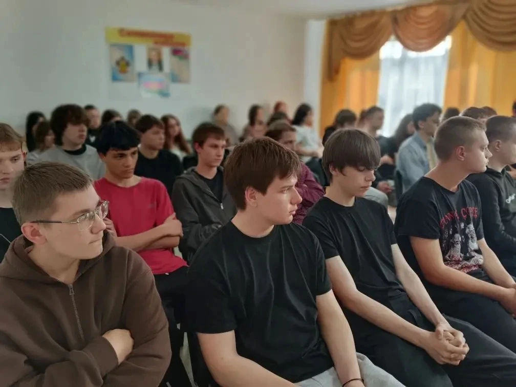 🔥 Огонь памяти: в общежитии техникума вспомнили героев войны  5 мая в общежитии Кореновского политех