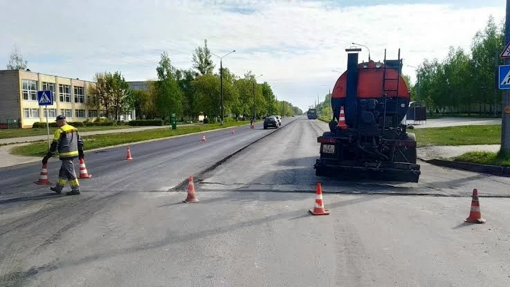 В Липецке обновляют дорогу на улице Гагарина