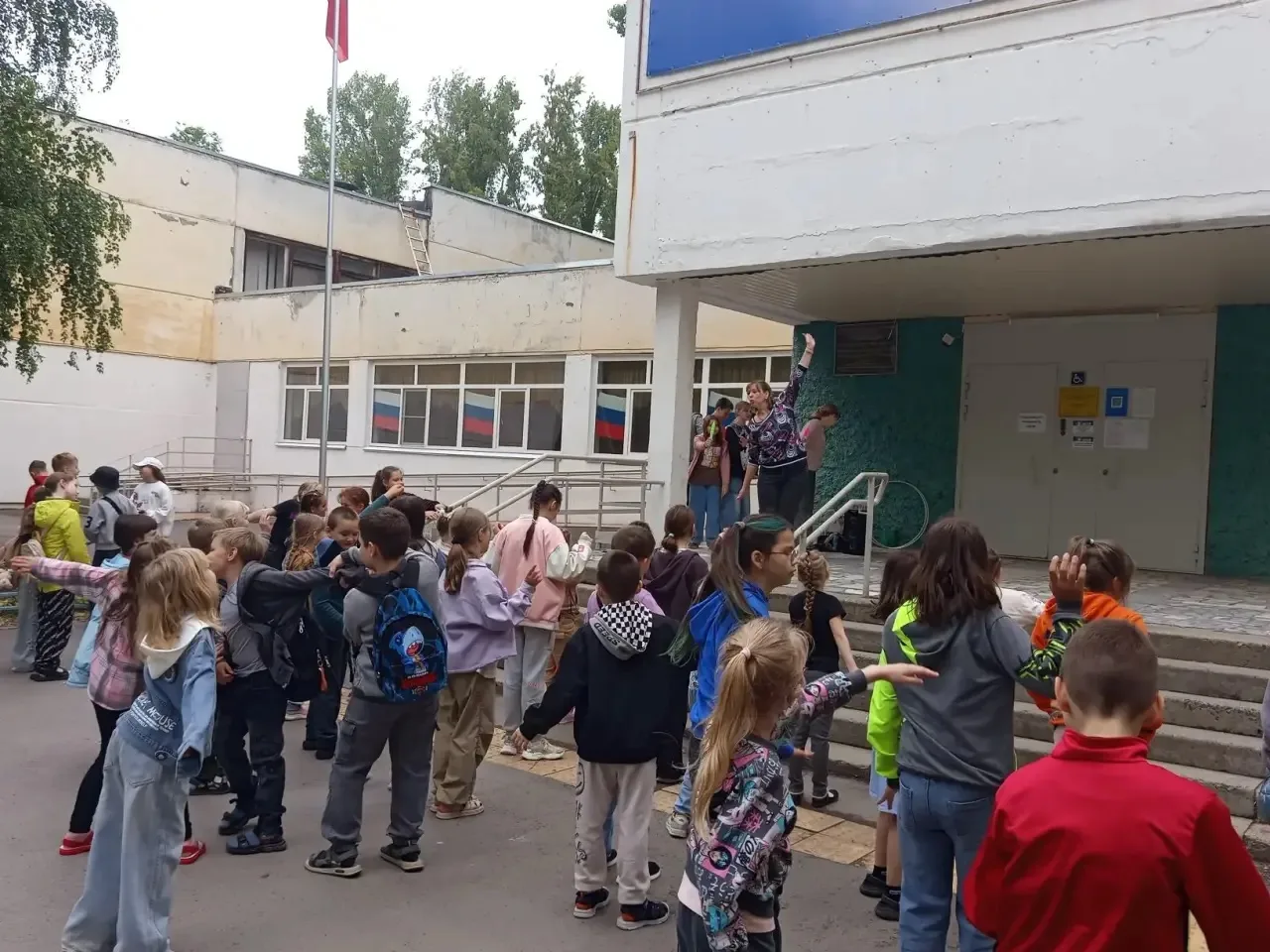 🎉 День защиты детей в нашем пришкольном лагере «Радуга»🎉