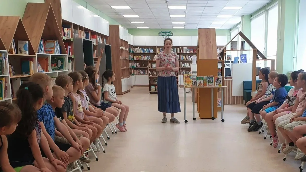 Давай дружить!🤗🧡

30 июля, в Международный день дружбы, библиотека «Книгополис» открыла свои двери