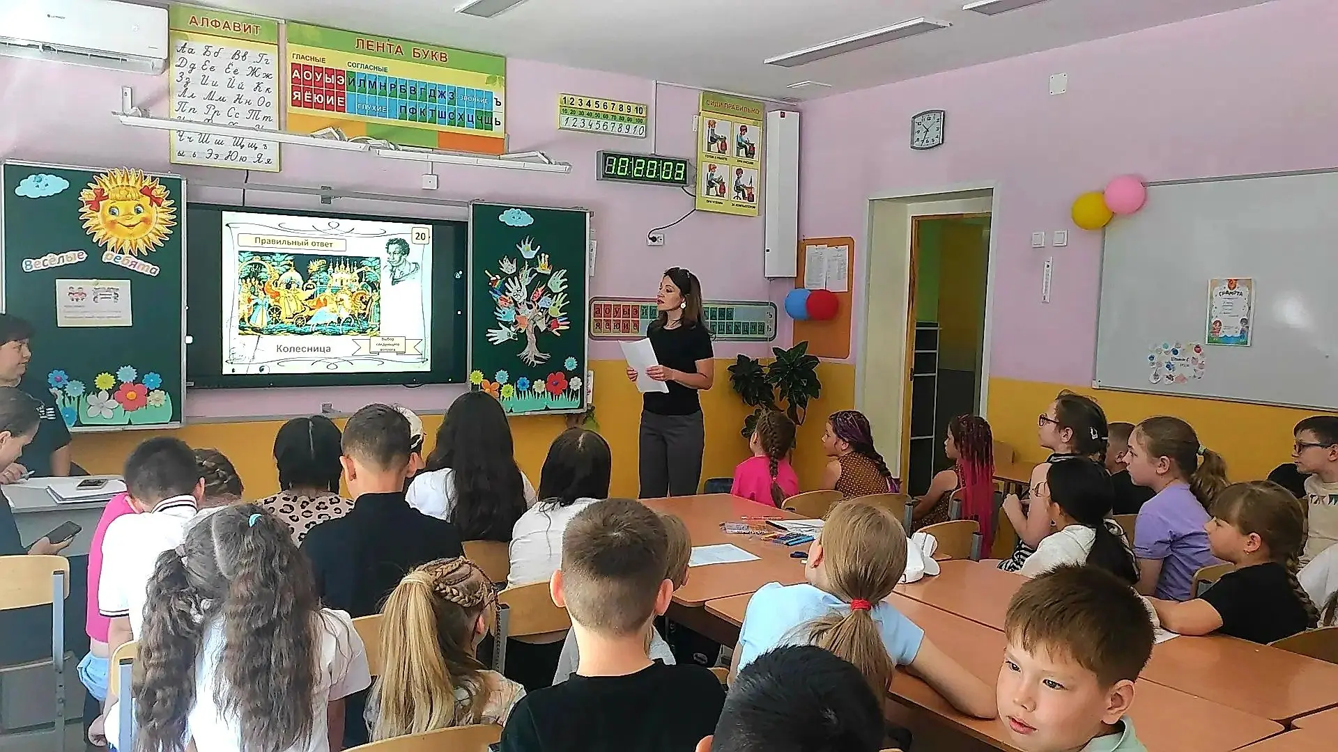 В «Планете детства» продолжается День русского языка. Ребята погрузились в сказочный мир, полный заг