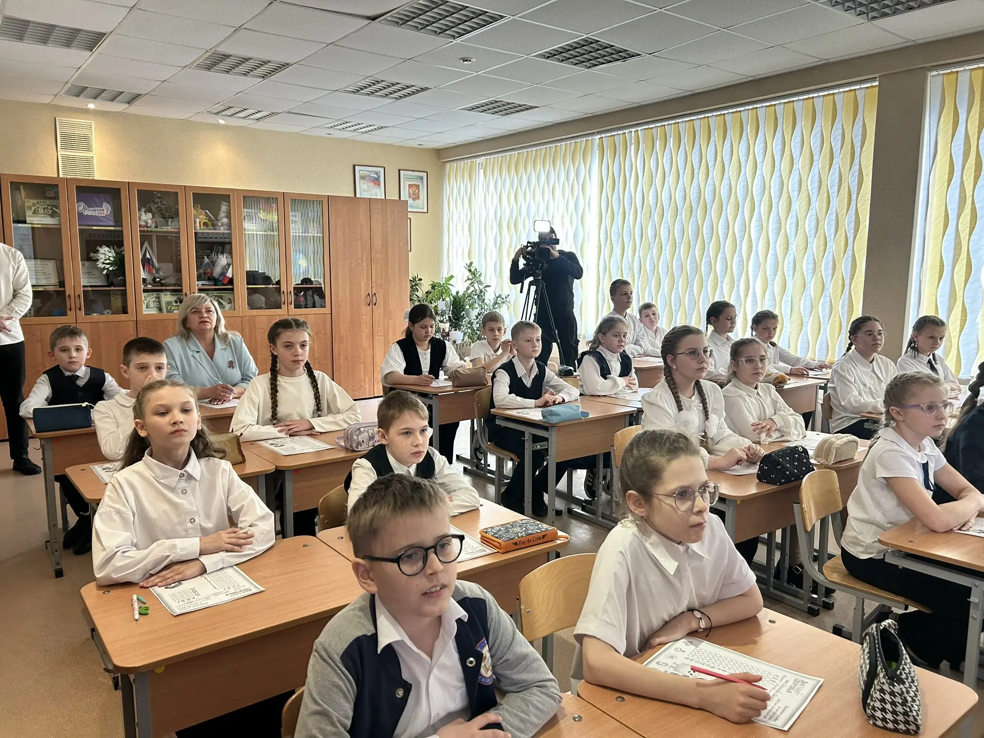 📝 Сегодня наша школа стала официальной площадкой Всероссийского диктанта здоровья!  С самого утра шк