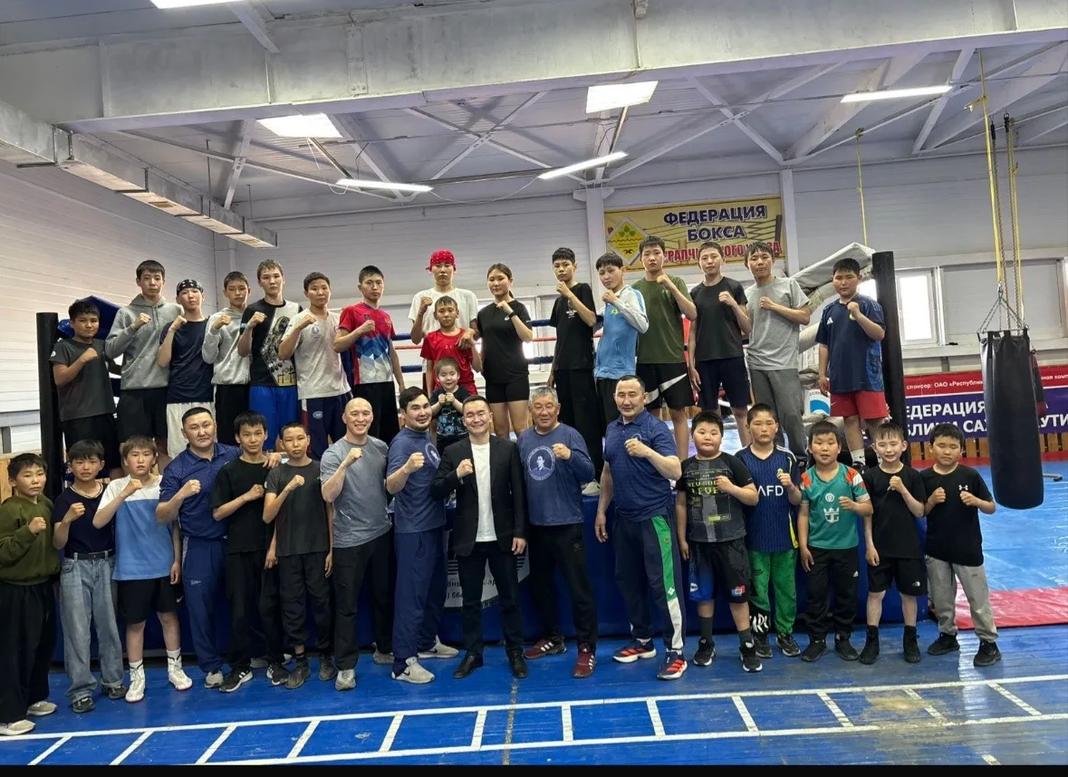 ⚡️ Легенда бокса в гостях у Чурапчинской ДЮСШ!Вчера, 22 мая, в стенах нашей спортивной ...