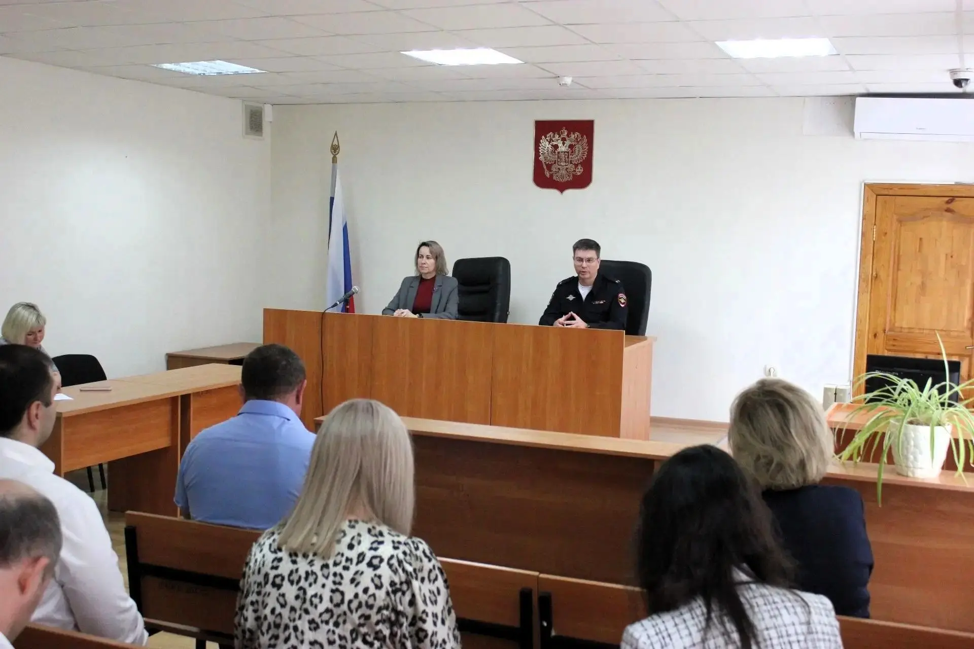 В Невинномысске обсудили взаимодействие суда и полиции