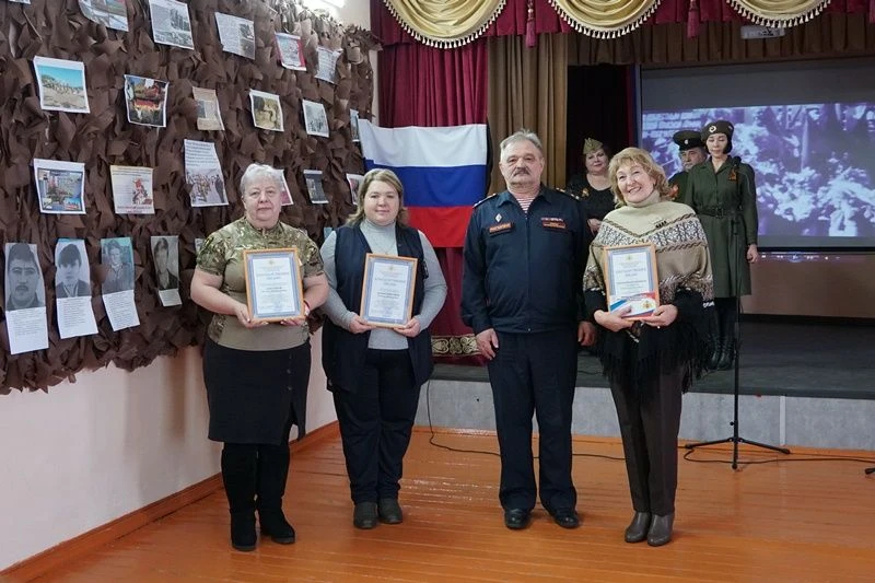 🇷🇺 "Сплоченность в общем деле - залог успеха благой цели" - В Бурятии росгвардейцы совместно с волон