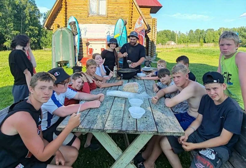 🚣‍♂️ Сплав, который меняет характер: в Верещагино подростки прошли «курс молодого бойц...