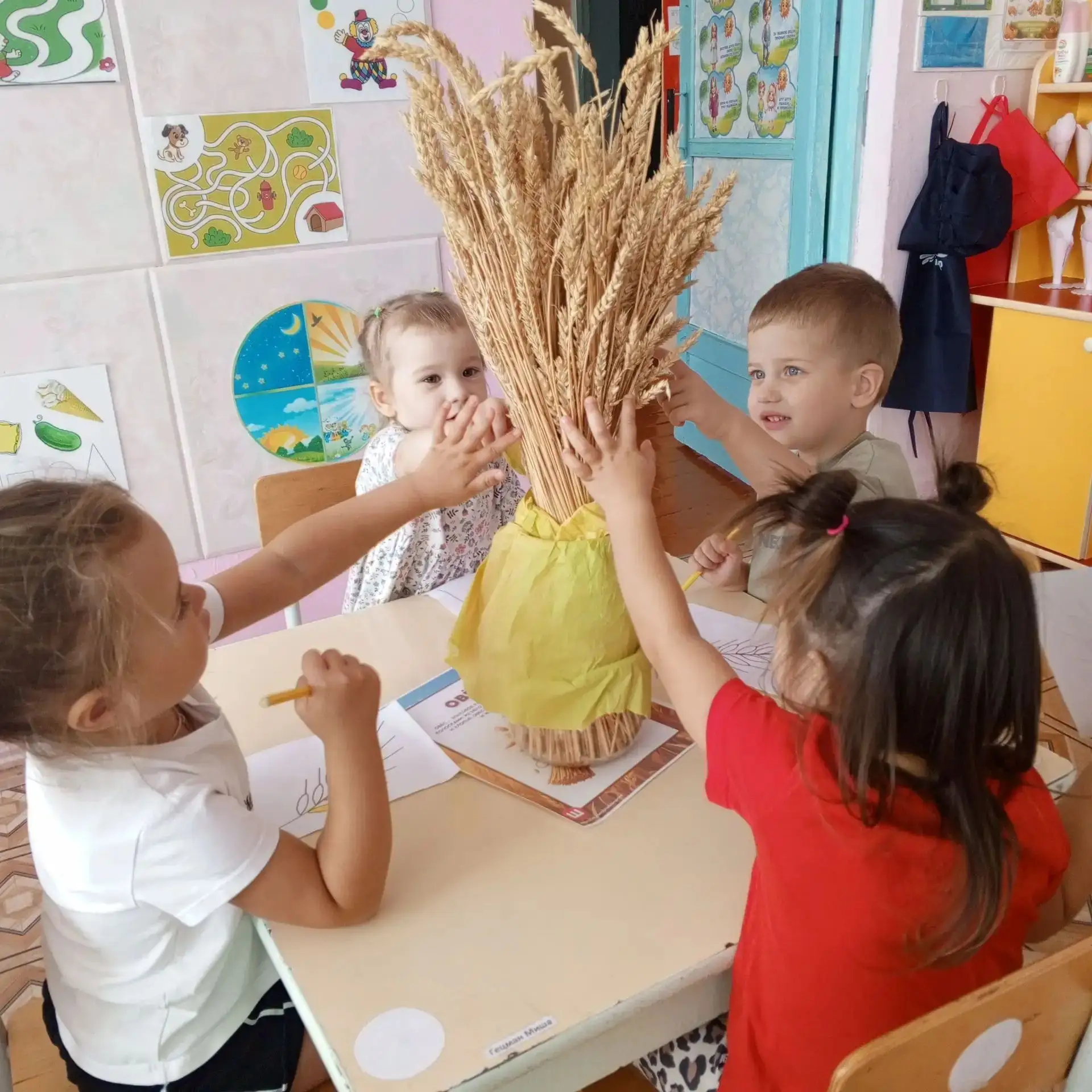 🌾 Хлеб — всему голова! И сегодня в нашем детском саду прошёл настоящий «День хлеба»! 🍞