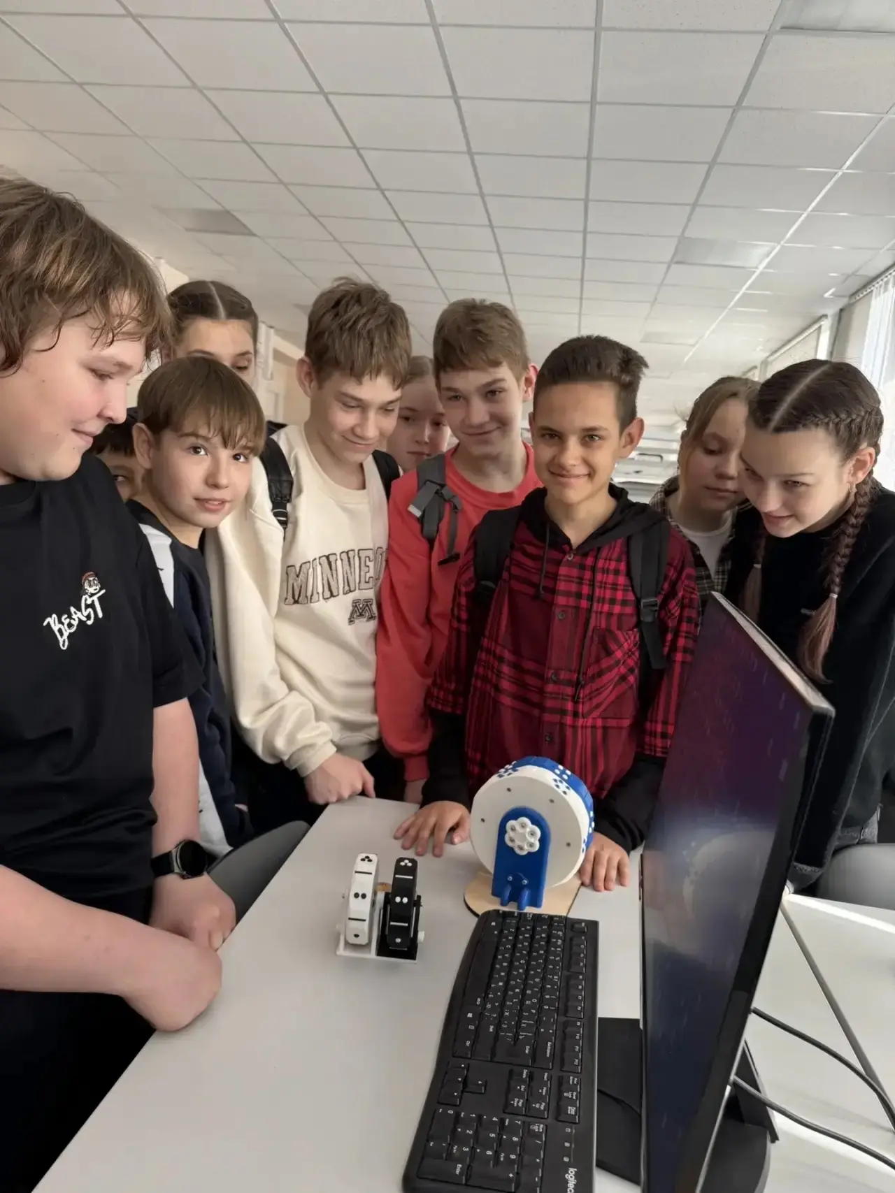 🚀 #НеделяВысокихТехнологий 💻  Сегодня снова рады были побывать у  наших друзей в Кванториуме! ❤️ Уже