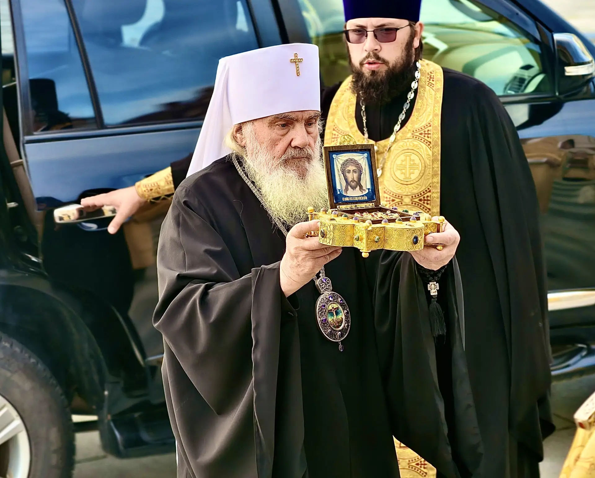 В главном храме Приморья совершено всенощное бдение в канун 15-летия митрополии