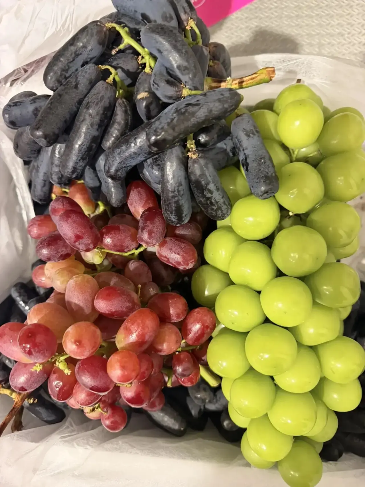 Машина из Азии заехала в Россию 🚛🍇