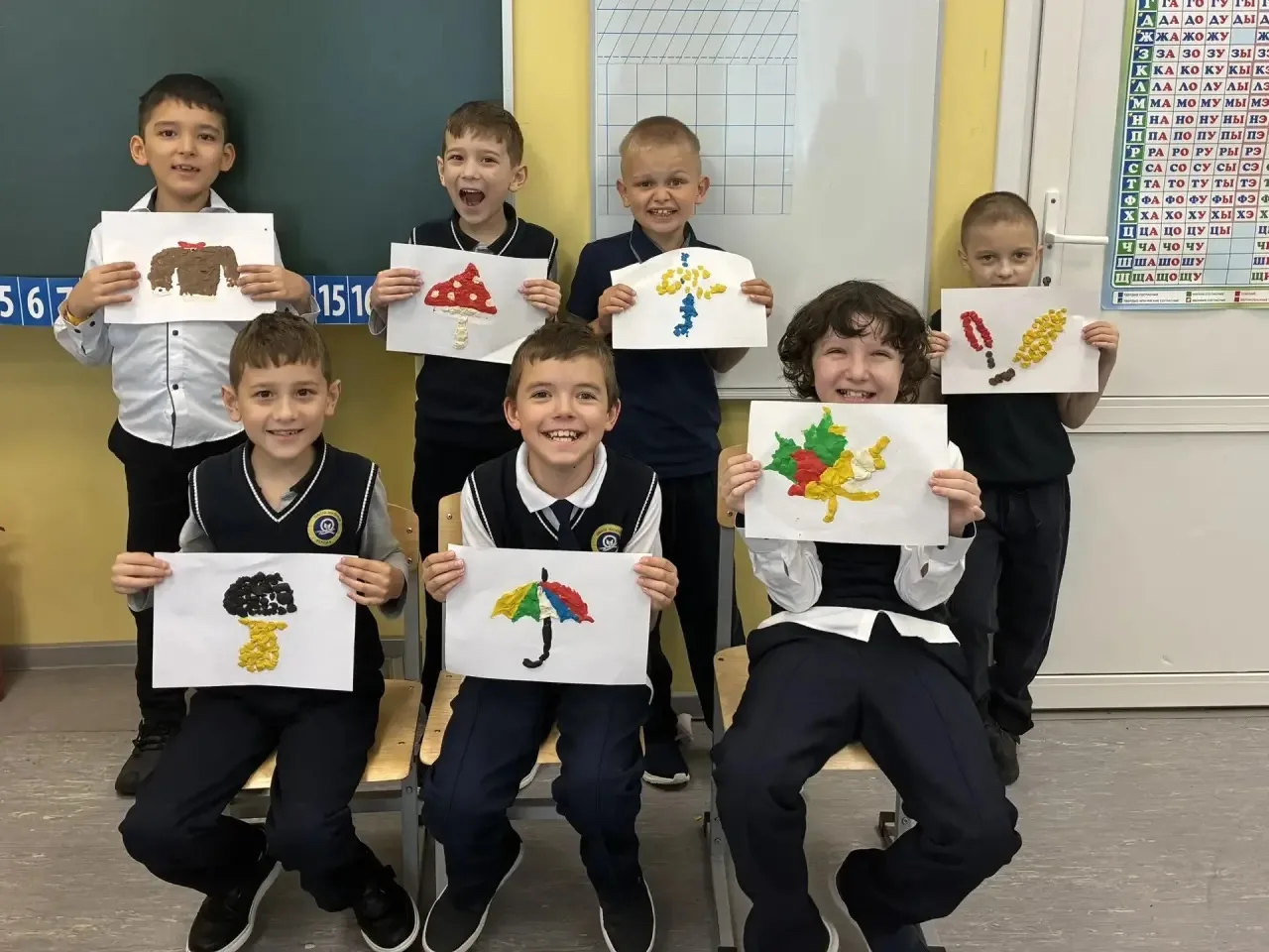 🍂 Пластилиновая осень: творчество и вдохновение в нашей школе!