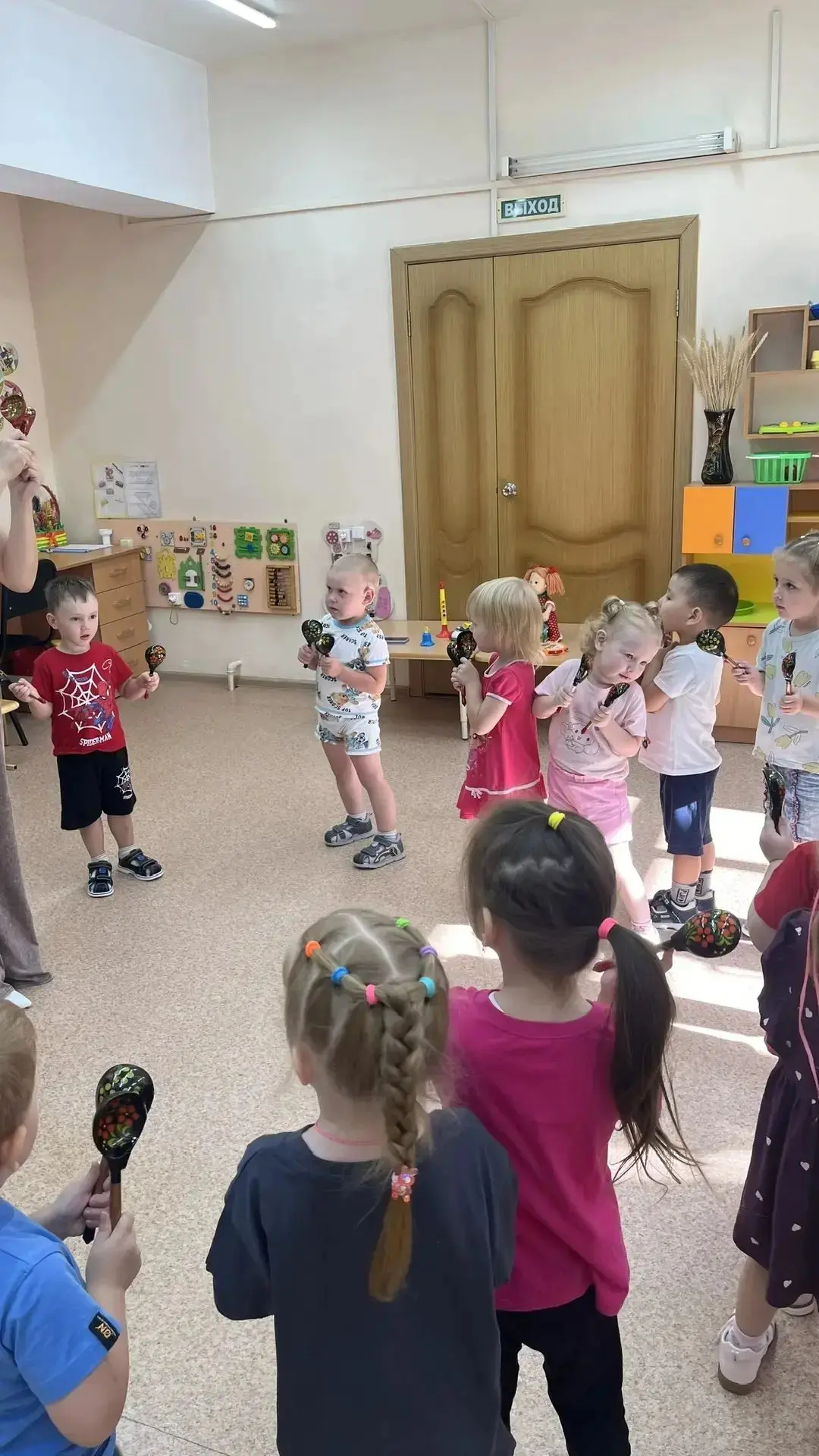 🎉 Музыкальное приключение в группах «Радуга» и «Смешарики»! 🎉