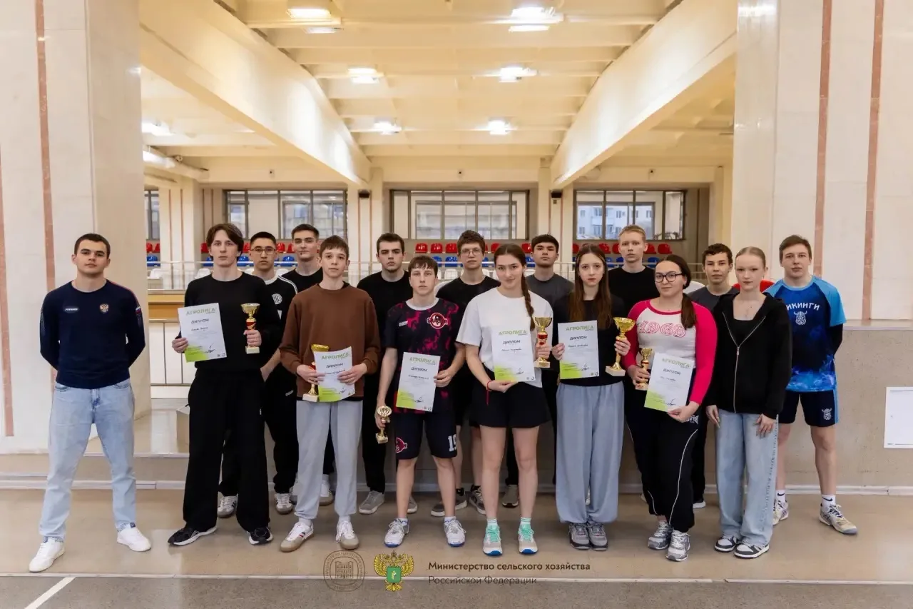 Говорят, настольный теннис любят миллионеры! 🏓🏆  Завершился этап по настольному теннису проекта «Агр