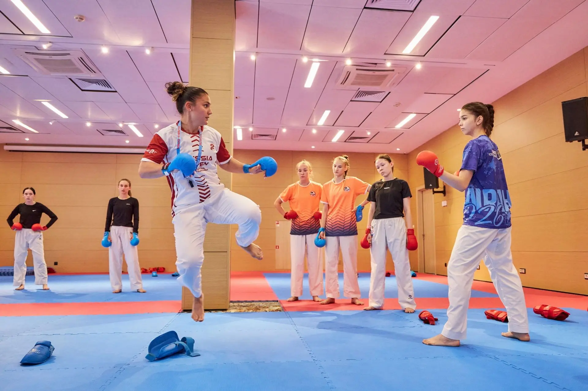 🔥ТРЕНИРОВКИ С ЛЕГЕНДАМИ

🥋Сборная Курской области по всестилевому каратэ сейчас участвует в междун