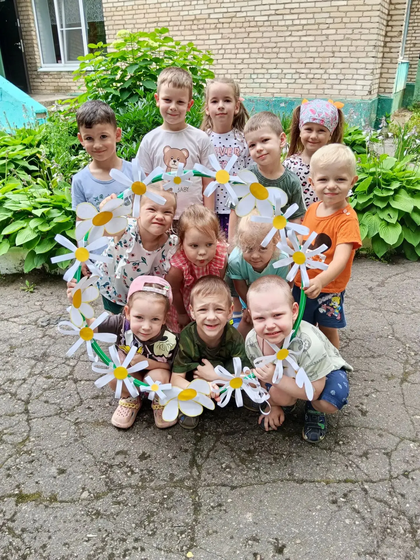 Семья — это не просто слово. Это место, где мы учимся любить, прощать и быть счастливыми. Это наши к