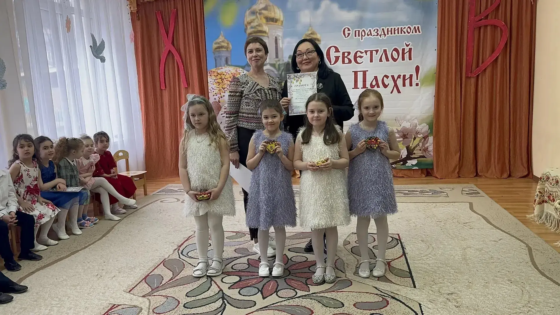 Сегодня наши воспитанницы под руководством музыкального руководителя Бальжиевой Маргариты Бальжинима