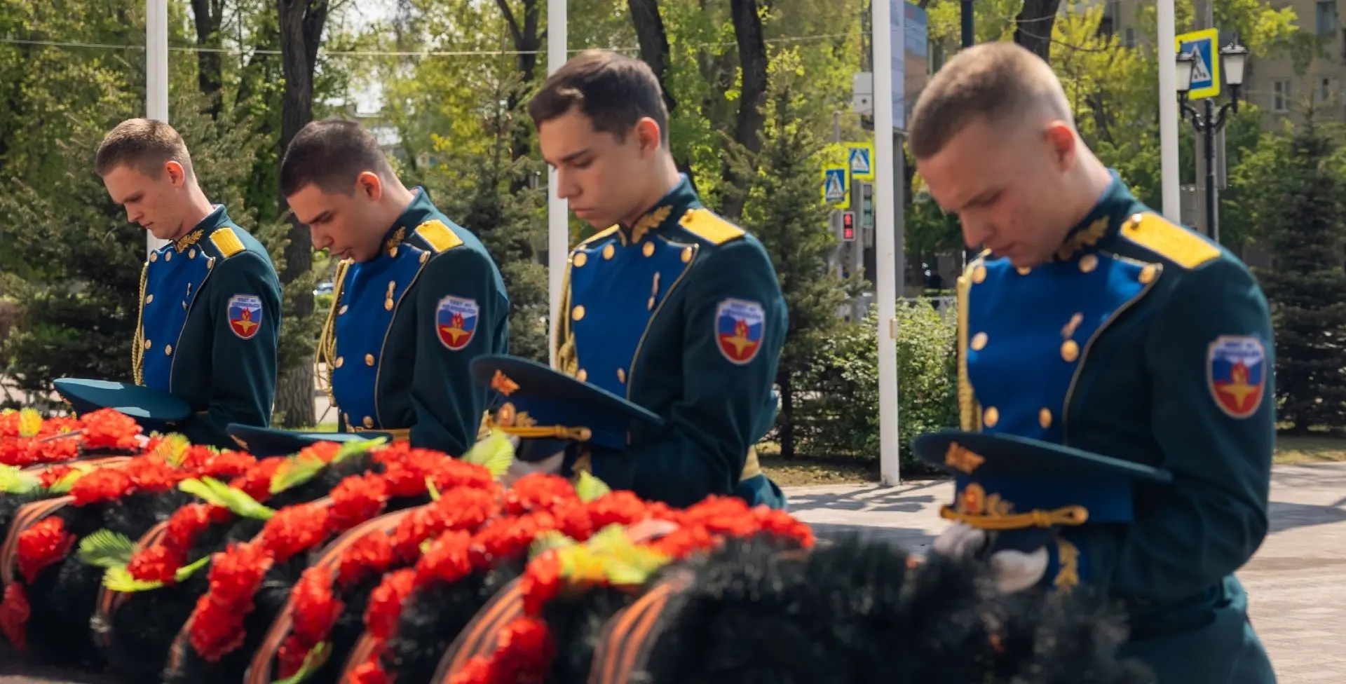 22 августа - День Государственного флага России.