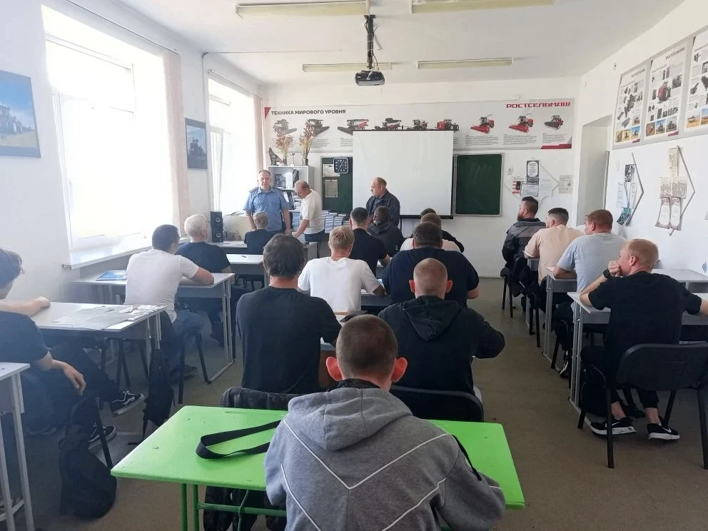 В Голышмановском агропедагогическом колледже завершились экзамены по программе «Трактор...