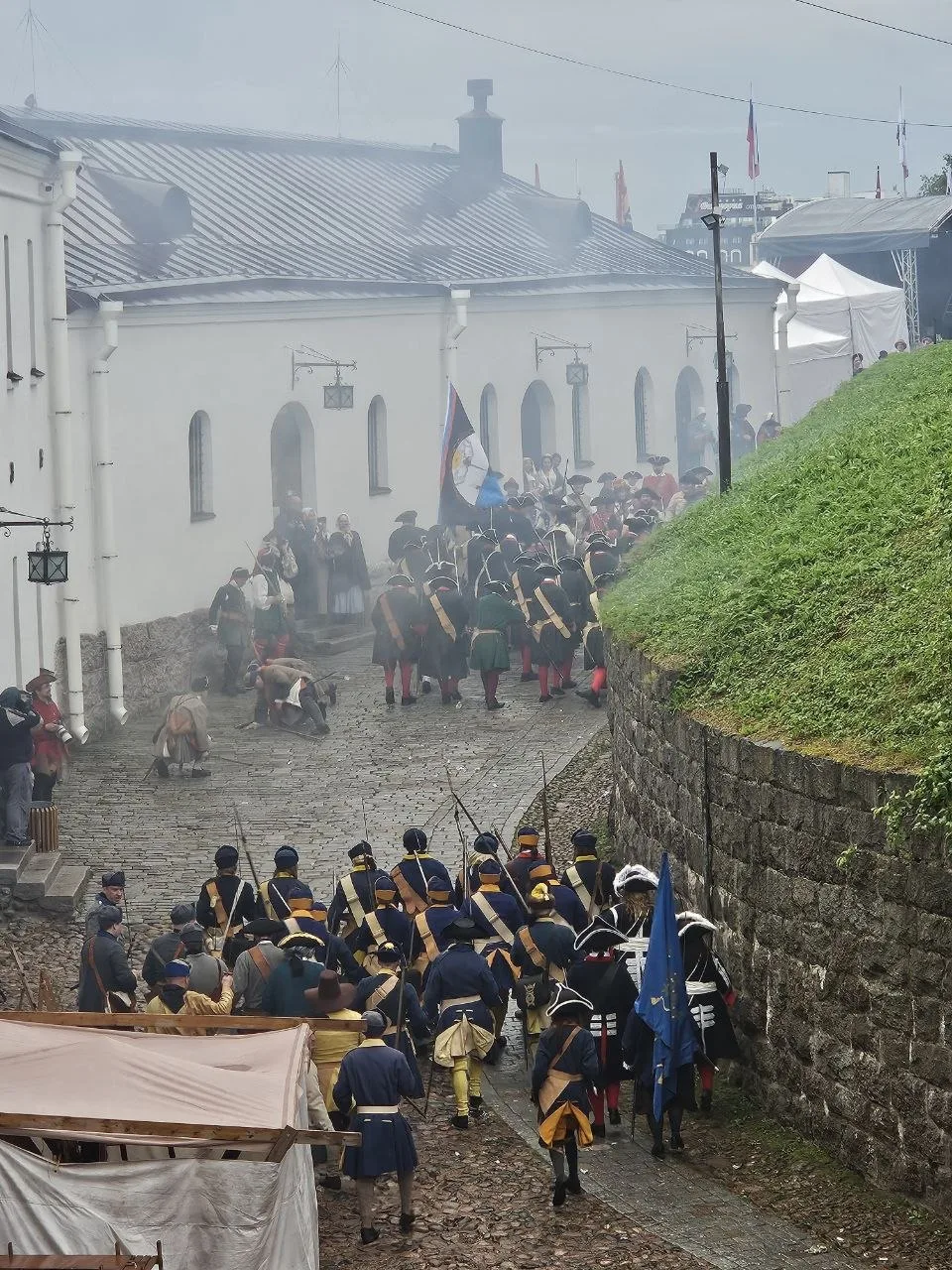 ⛵ В Выборге — эпоха Петра I: сегодня там стартовал «Петровский фестиваль»
