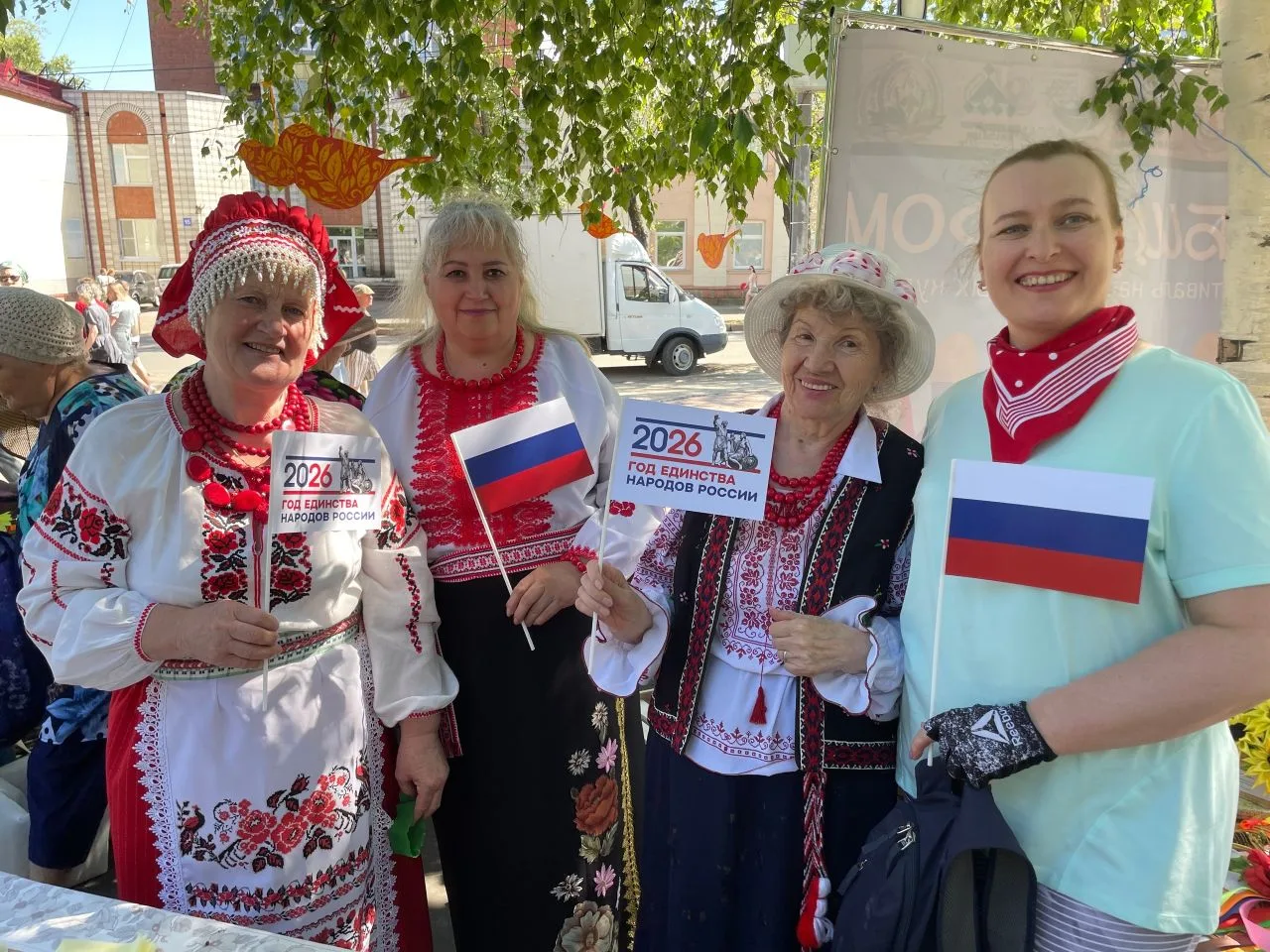 В Сыктывкаре на площадке у Торгового центра «Детский мир» состоялся яркий и масштабный ...