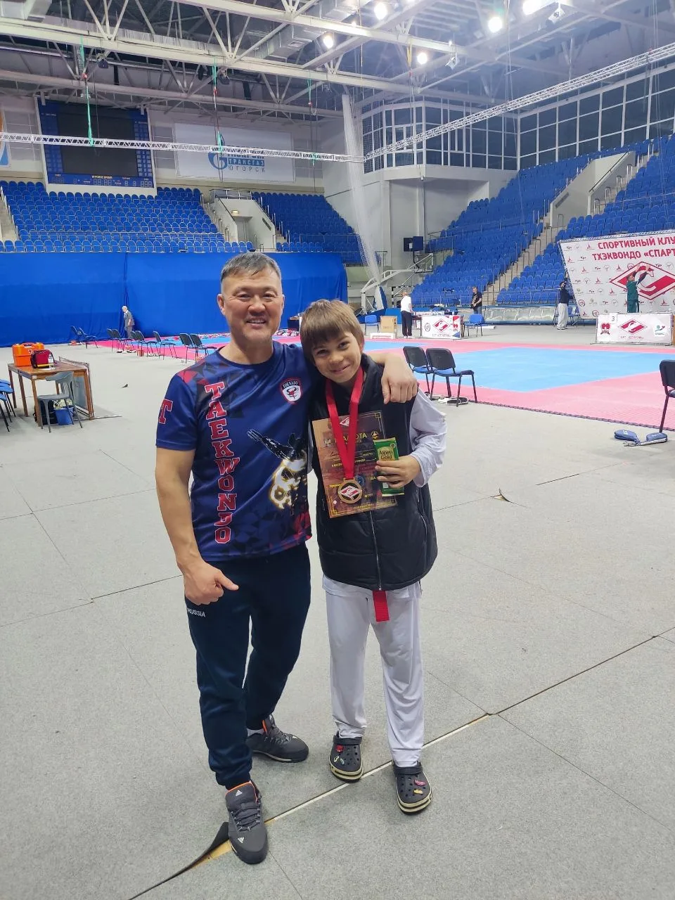 🏆 Гордость нашей школы!  Поздравляем ученика 5в класса Смеяна Никиту с блестящей победой на Детско-ю