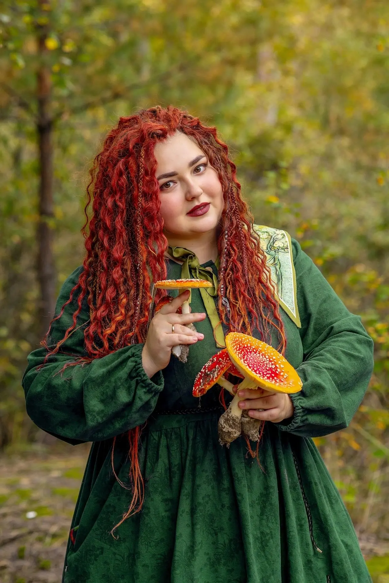 🍄🌲В чаще старого соснового леса, где пахнет хвоей и сырой землёй, я нашла свою главну...