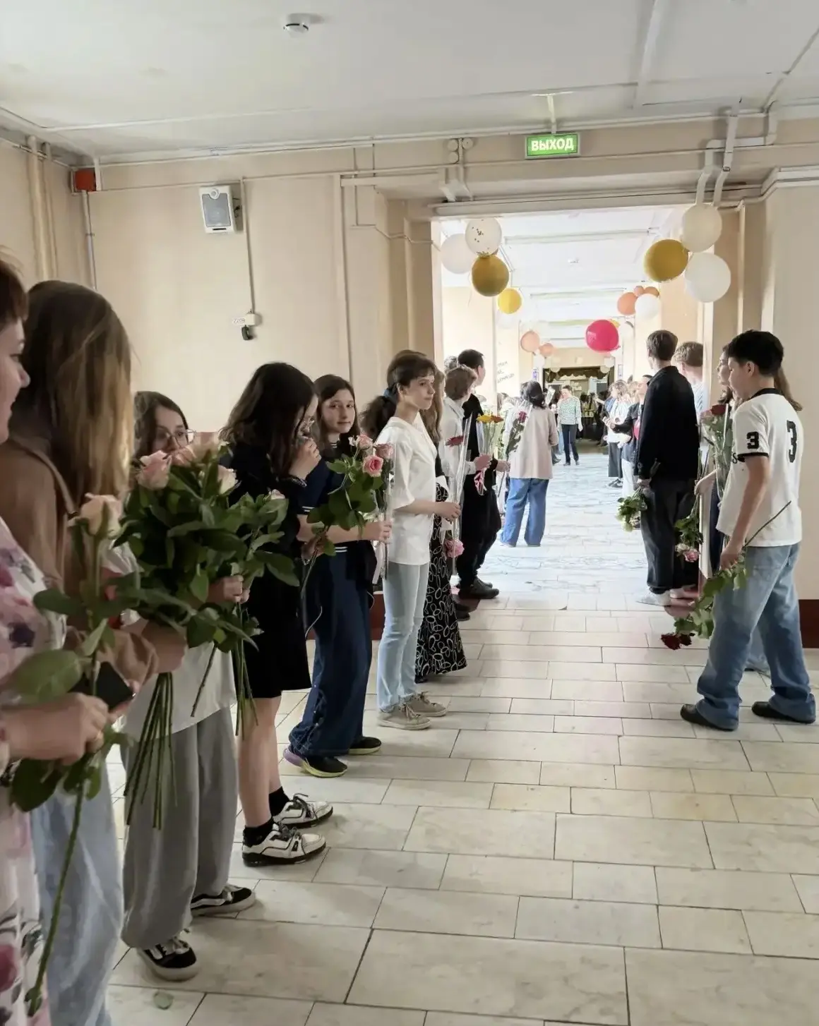🔔Последний звонок – 2026   Друзья! Вчера в нашей школе прозвенел Последний звонок для наших одиннадц