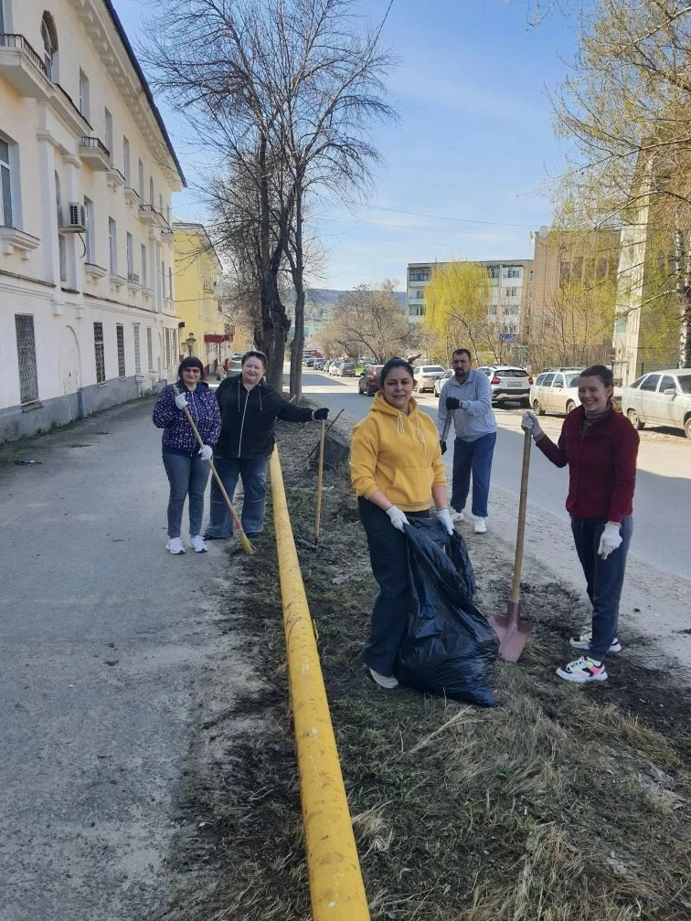 ✨Все больше уголков города приобретают чистый и опрятный вид. Субботники проходят во всех районах го