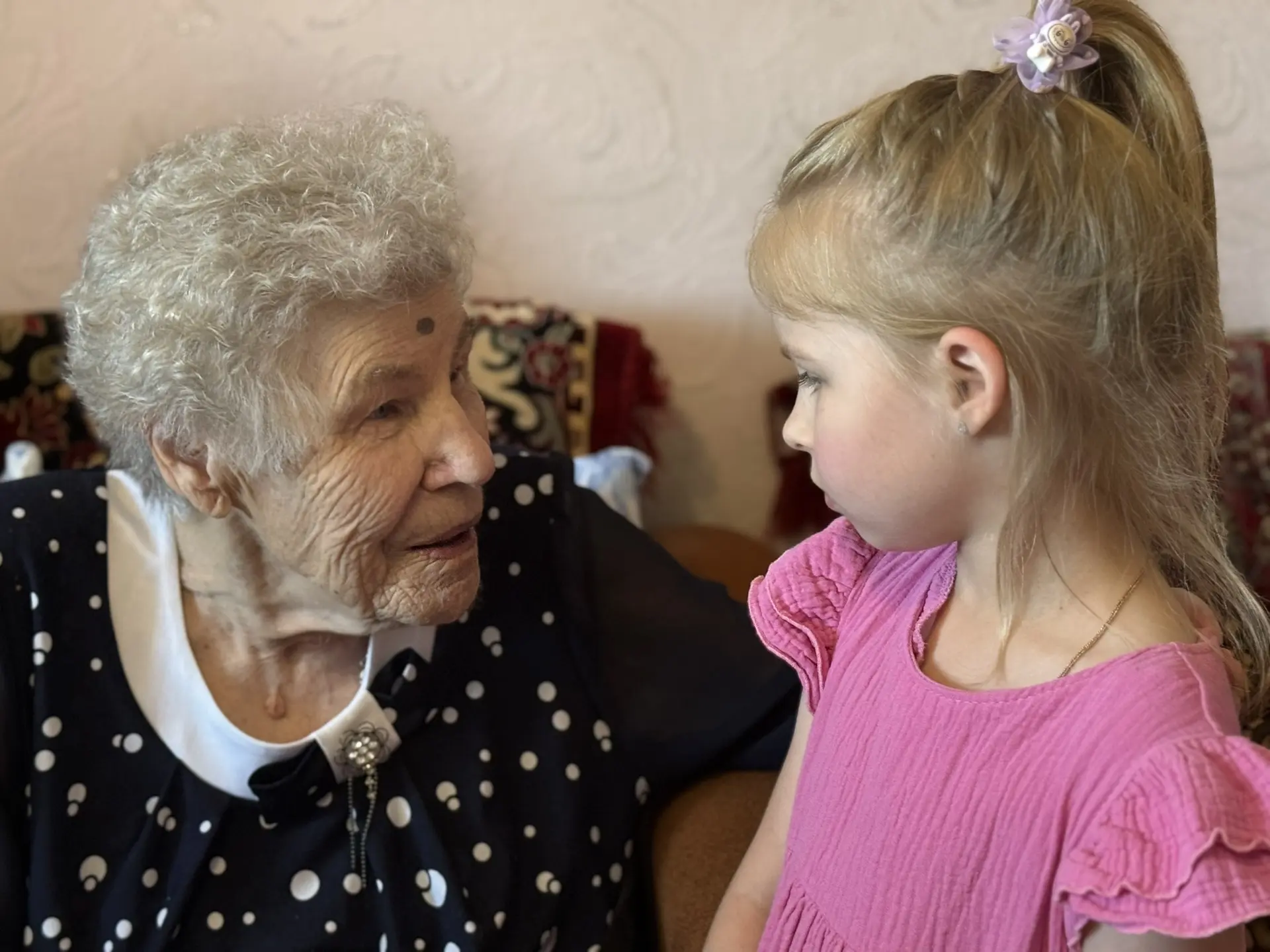 95 лет моей «бабе Капе». 
Она-сестра моей мамы, но еще 40 лет назад разрешила называть себя бабой (в