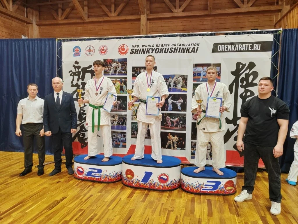Лагунский Данил, ученик 9Б класса занял 1 место в чемпионате и первенстве города Оренбурга по каратэ
