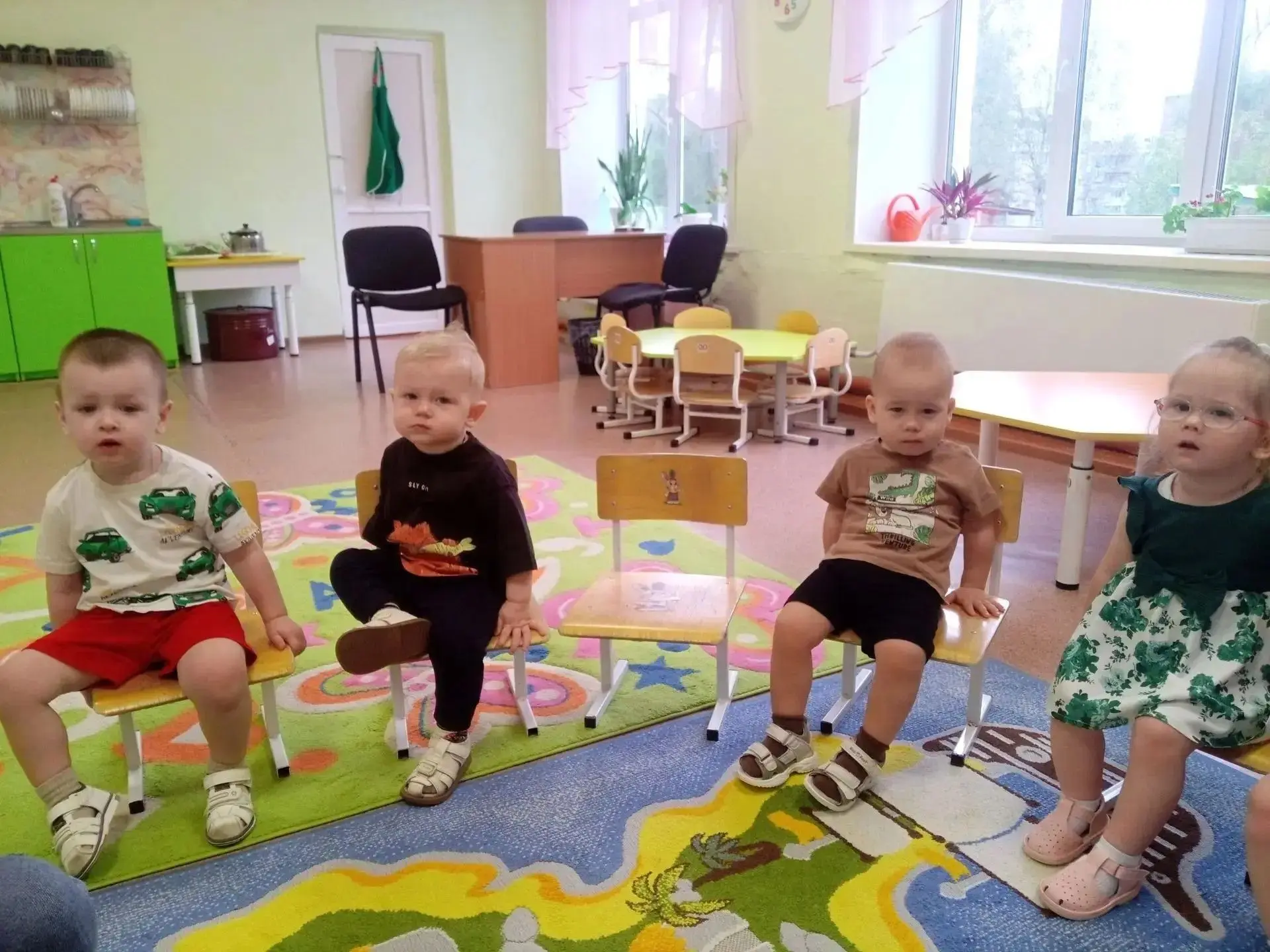 В  группе «Земляничка» прошло яркое занятие по развитию речи на основе сказки «Теремок»...