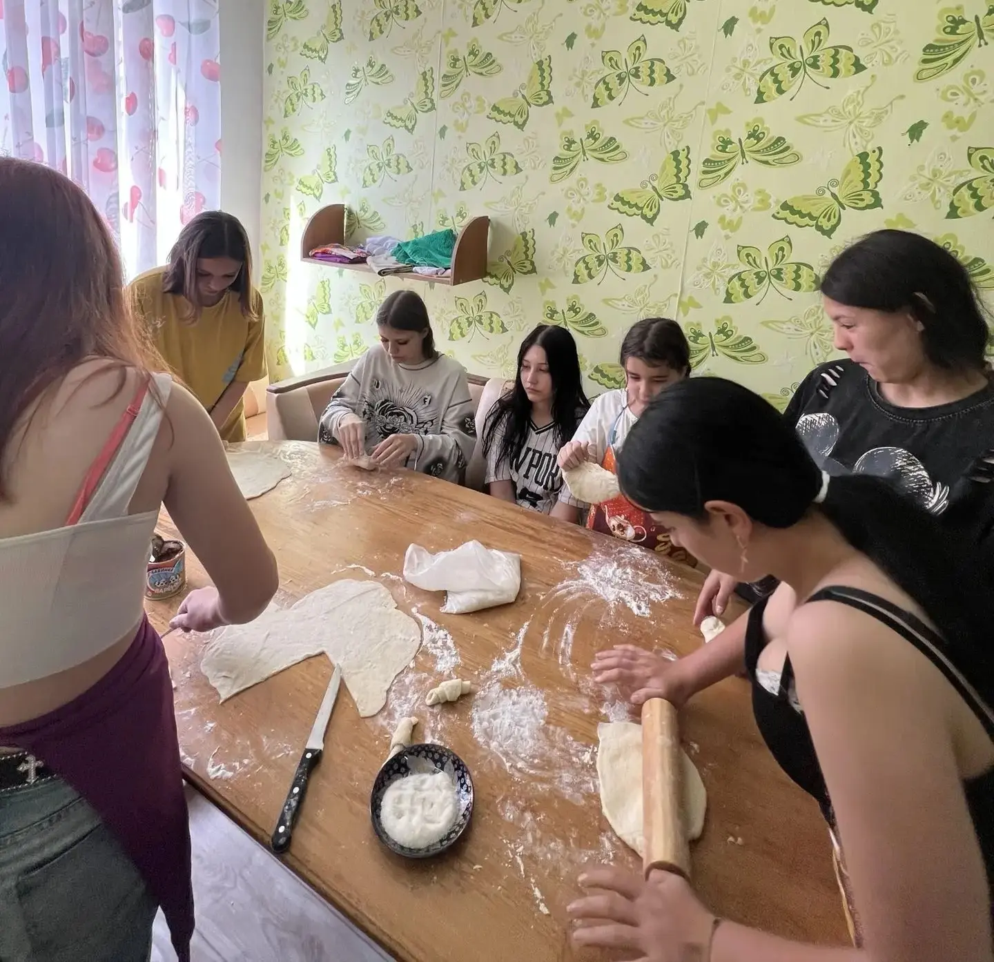 🌞Завтра у нас особенный день! Кто-то уже собирает «чемоданы» и едет в лагерь отдыхать, а кто-то ост