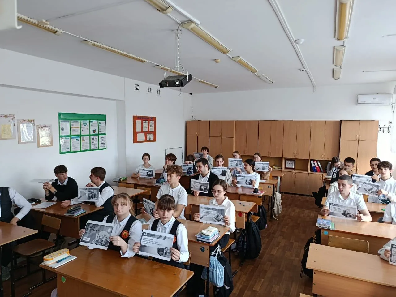 Резниченко Татьяна Николаевна, классный руководитель 10 «А» класса, МБОУ СОШ 5, г. Белореченск, Крас