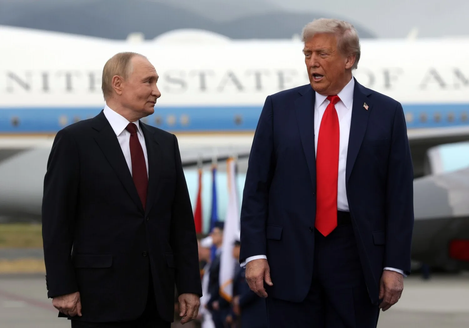 ПРОРЫВ ПО ИРАНСКОМУ ВОПРОСУ| ТРАМП ПОХВАЛИЛ ПУТИНА ЗА ПОМОЩЬ В УРЕГУЛИРОВАНИИ ВОЙНЫ В ИРАНЕ

Президе