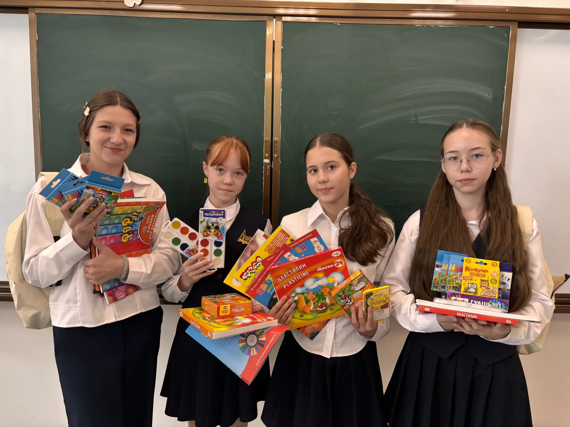 📚Наш лицей принял участие в благотворительной акции «Собери ребенка в школу». Главная ...