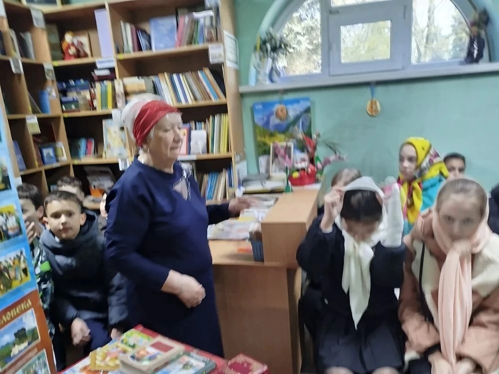 ПРАВОСЛАВНАЯ БЕСЕДА   ✏️14 апреля 4 " В" и 4 "Б" классы в рамках урока ОПК посетили Часовню.  ✨️Дети