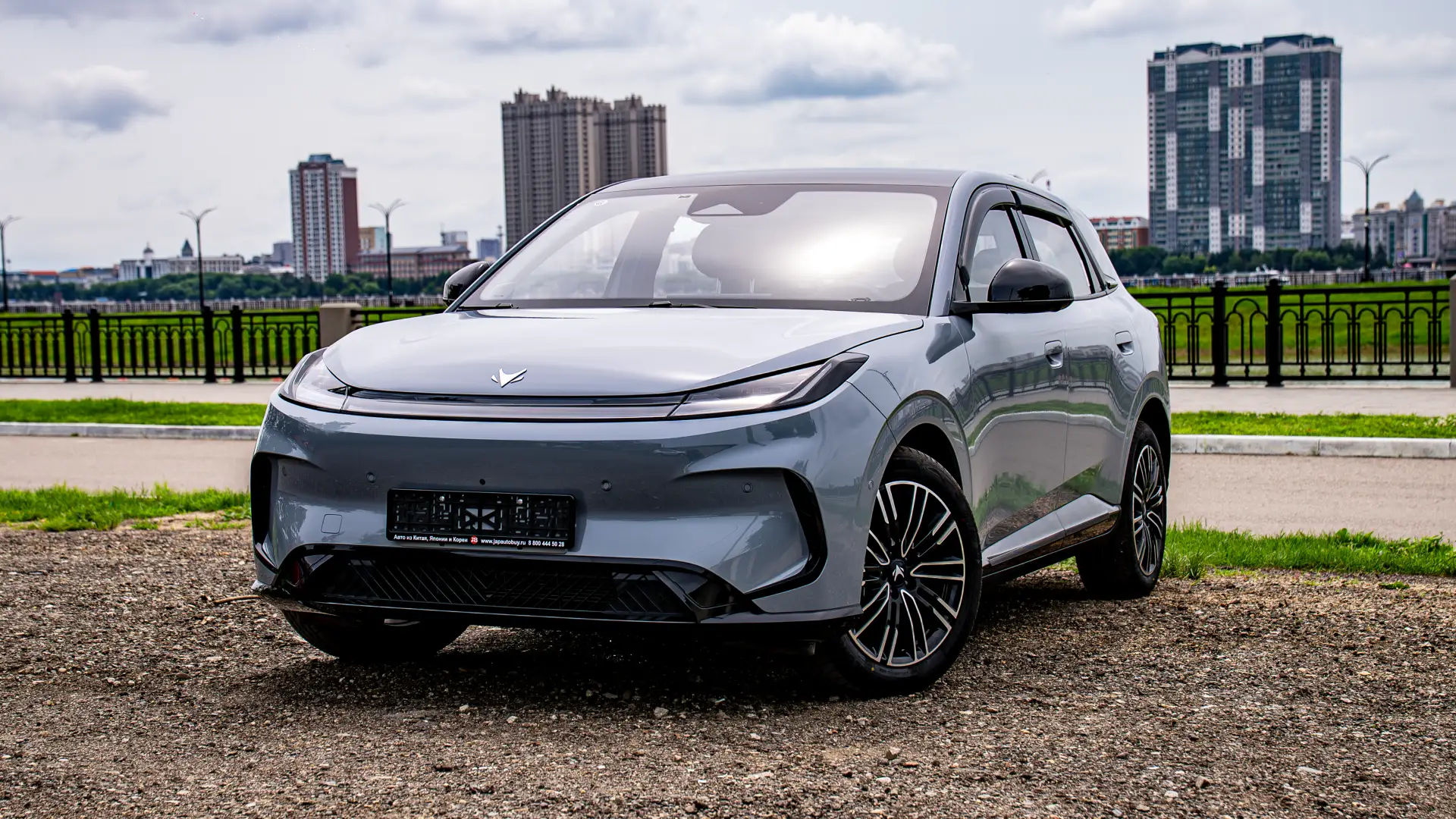 ⚡️ARCFOX T1⚡️

Кузов: suv (электро) / 42.3 kWh
Привод: передний 2WD
Комплектация: 425 Max (максималь