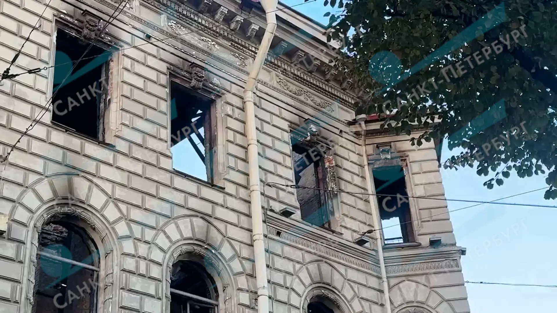 Жильцам квартир, пострадавших из-за пожара в особняке Миллера, выплатят компенсации, — ...