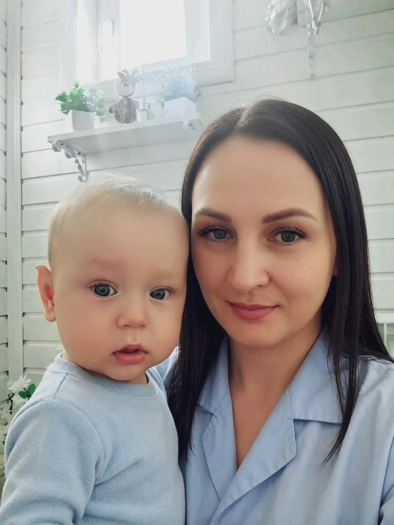 😂 Когда кто‑то говорит «наслаждайся каждым мгновением», я киваю. А про себя думаю: «Да...