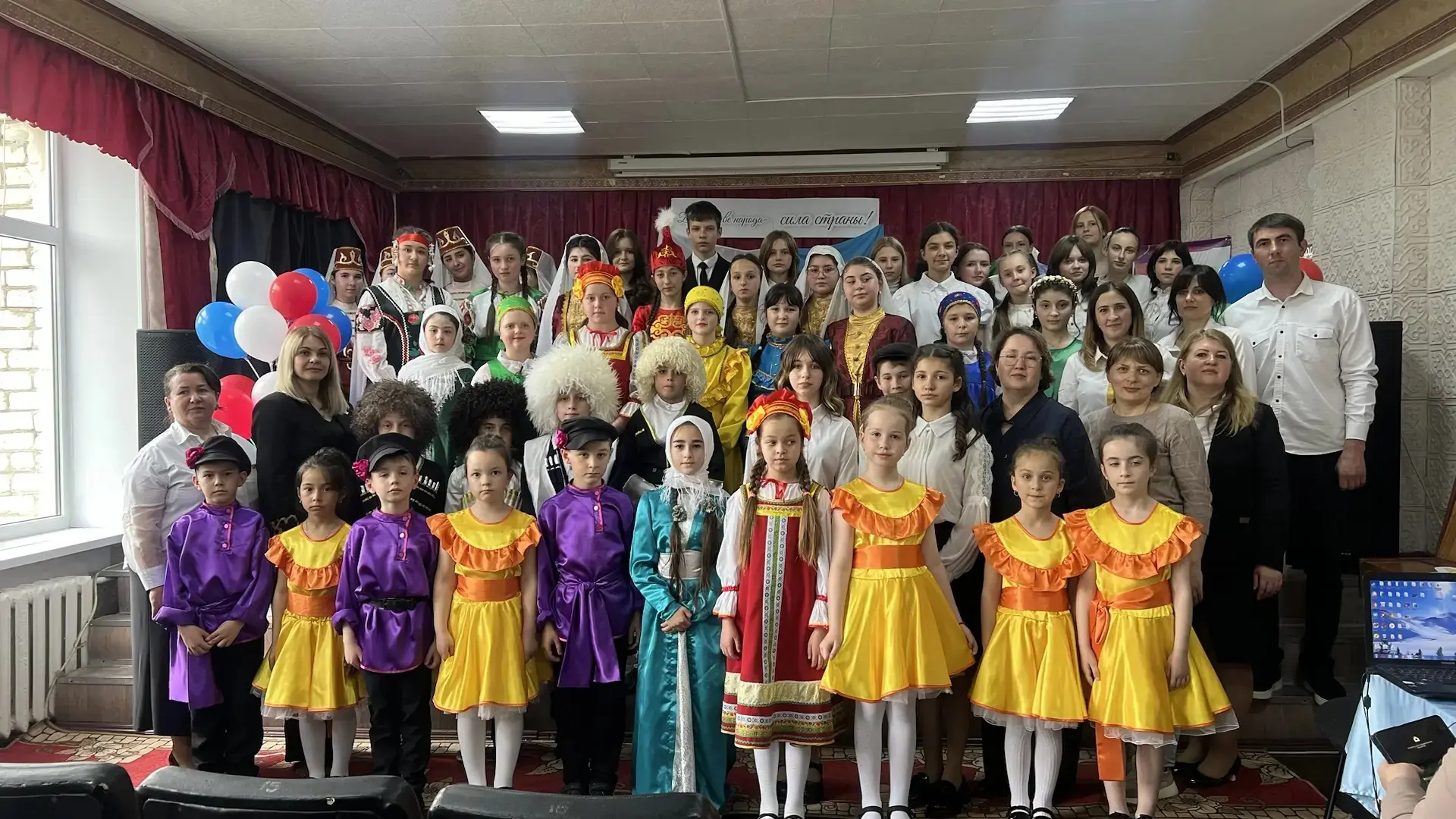 Литературно-поэтический вечер «В единстве народа – сила страны», прошедший сегодня на базе МКОУ "СОШ