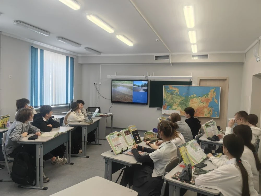 Обучающиеся 8 "Б" и 8 "Г" классов к Всемирному Дню водных ресурсов💦🌊🫧приняли участие во Всероссийско