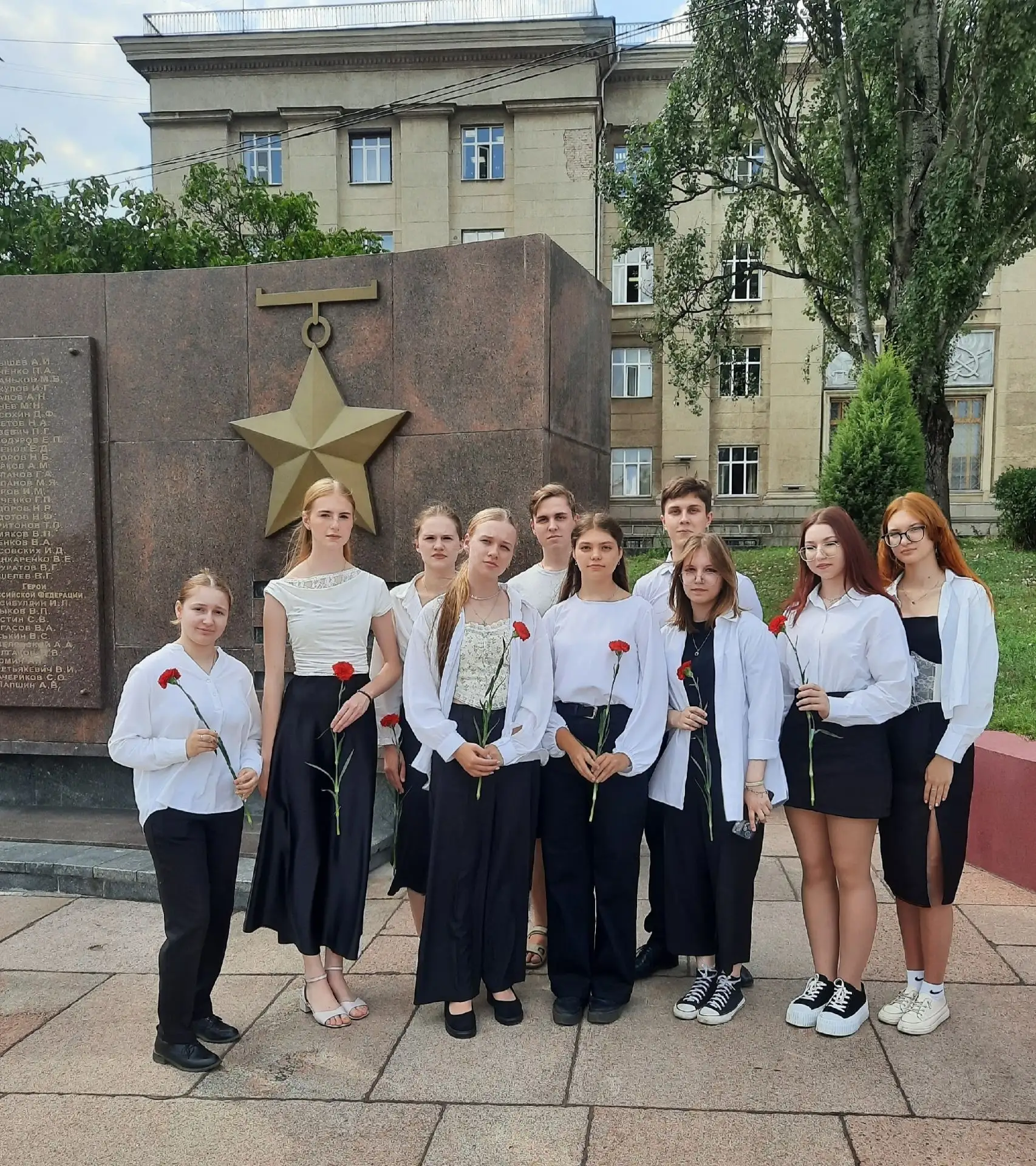 🕯Сегодня мы отмечаем значимую дату в истории нашей страны – День разгрома советскими в...