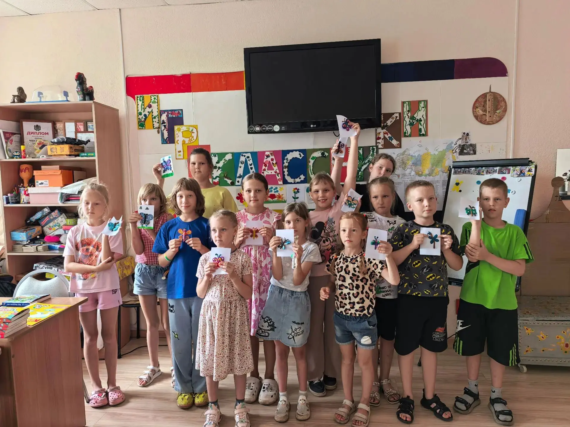 Продолжаем показывать вам наши будни в лагере! ☀

Сегодня наш день был разнообразным! 😇 После завтр