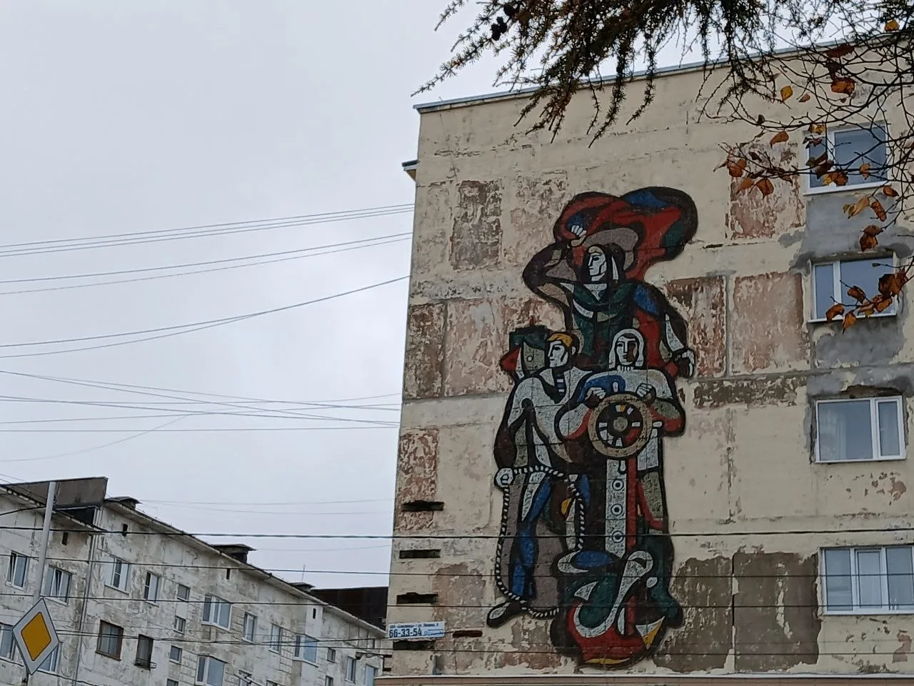 В Магадане +0, +5°C, дождь и ветер