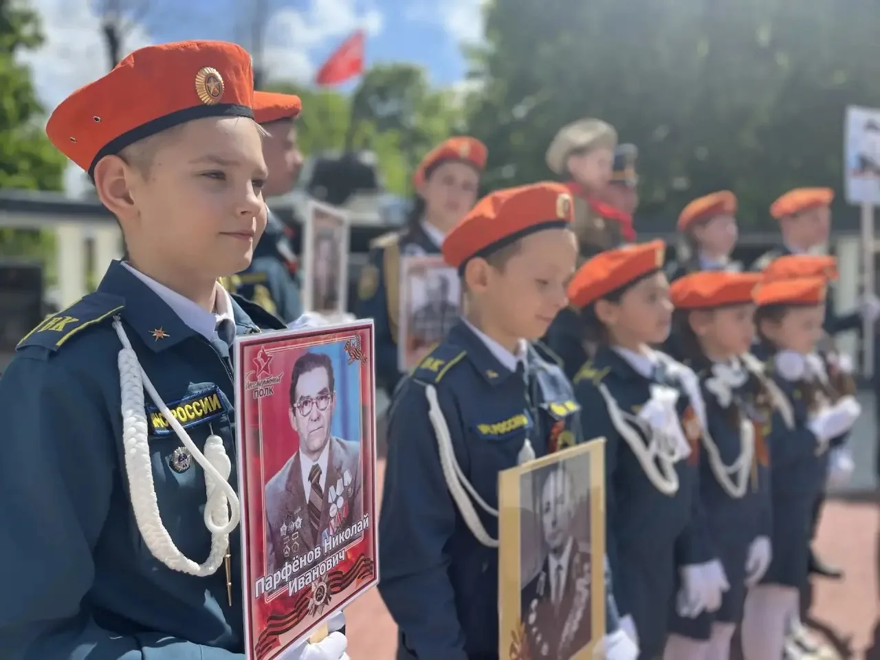 🌟 Помним. Гордимся. Благодарим.  📌В преддверии Дня Великой Победы кадеты МБОУ «Школа-гимназия, детск