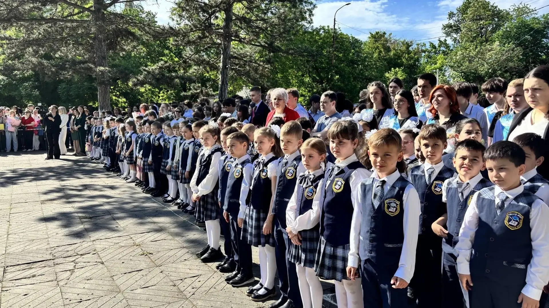 🏫26 мая 2026 года в МБОУ лицее №104 г. Минеральные Воды прозвенел последний звонок для...