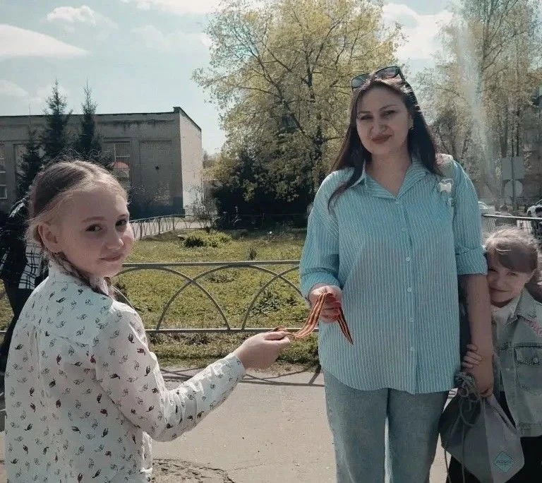 🇷🇺 НАСЛЕДИЕ ПОБЕДЫ: 4-й класс зажигает сердца! 🔥Друзья, сегодня мы стали свидетелями удивительной ис