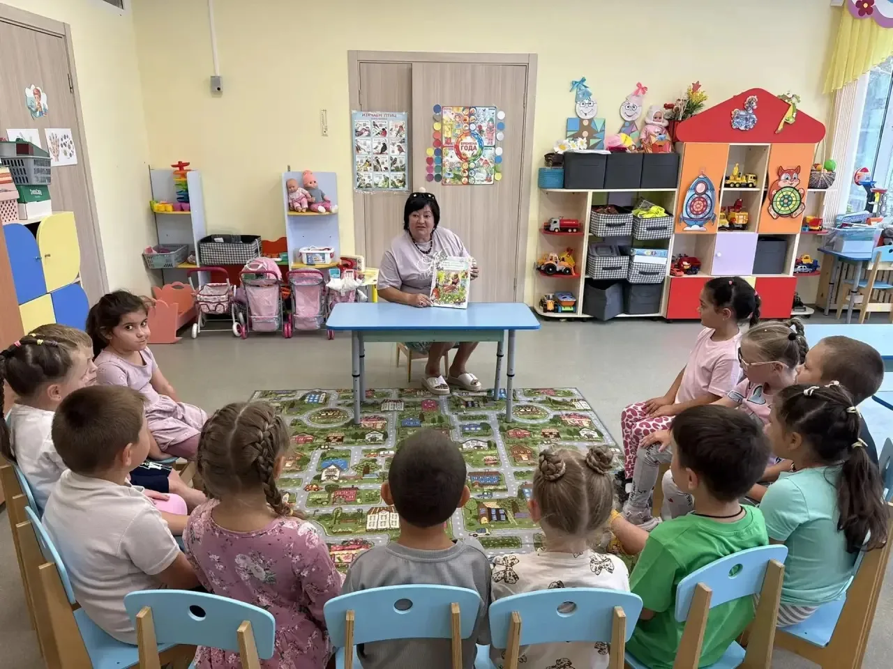 "ШКОЛА ДОБРЫХ МАНЕР: ДОБРЫЕ СЛОВА ОТ КОТОРЫХ ВСЕМ СТАНОВИТСЯ СВЕТЛЕЕ"