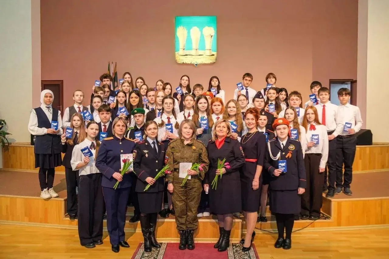 4 марта в администрации г. Пензы состоялось торжественное вручение паспортов нашим обучающимся в рам