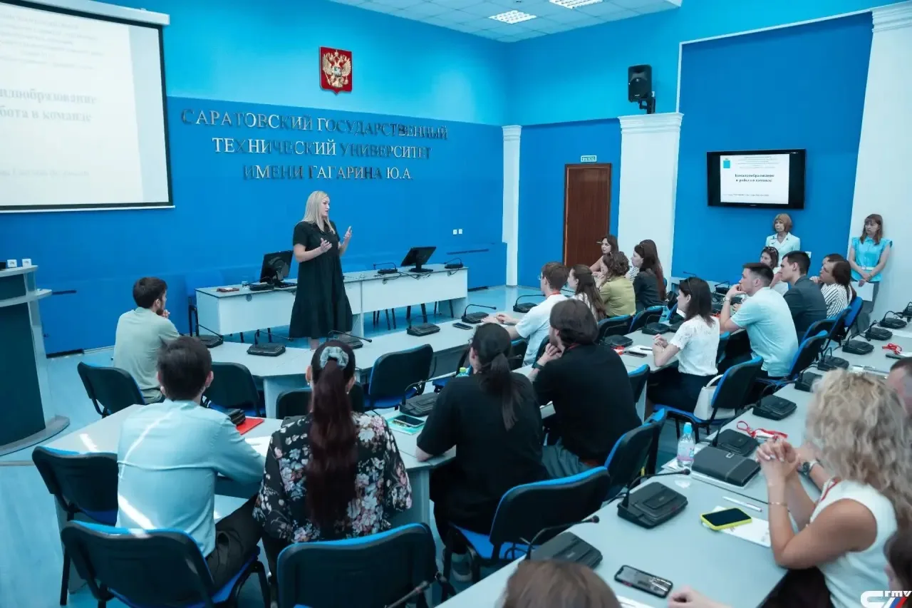 🚀 Управленцы будущего начинают свой путь

В Политехе стартовал первый очный блок обучения слушателе